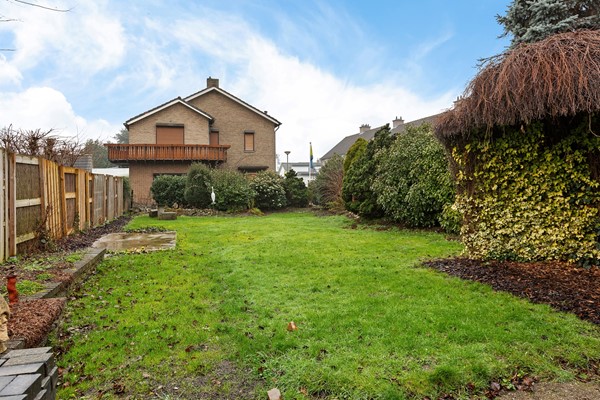 Photo - For rent: THIS COMPLETELY RENOVATED, READY-TO-MOVE-IN TOP-OF-THE-RANGE PROPERTY WITH OVER 5 BEDROOMS IS NOW AVAILABLE TO RENT!